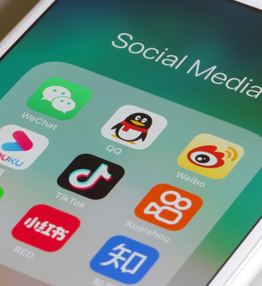 Social Media for Chinese Language Market